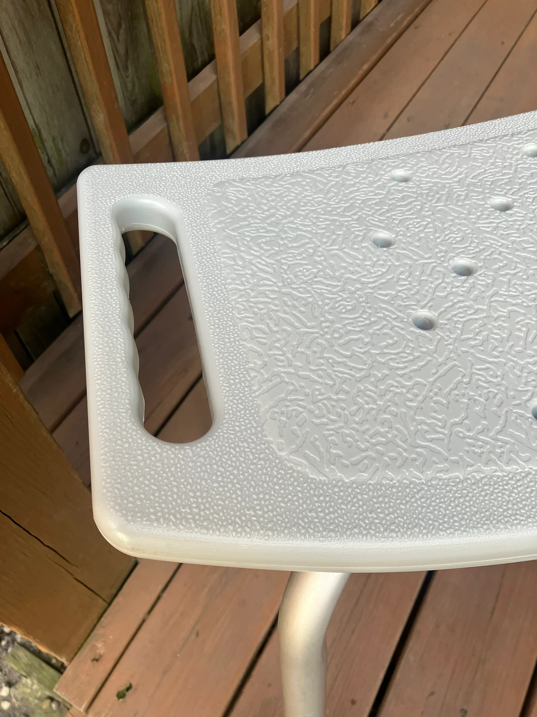 Deluxe Aluminum Shower Bench - Excellent Condition - photo 3