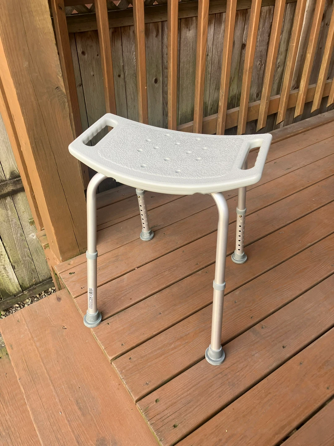 Deluxe Aluminum Shower Bench - Excellent Condition - photo 4