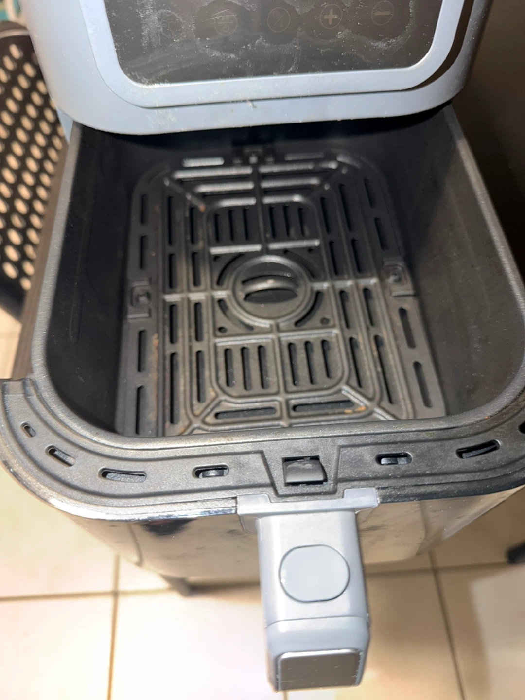 Sur la table Air Fryer - photo 2