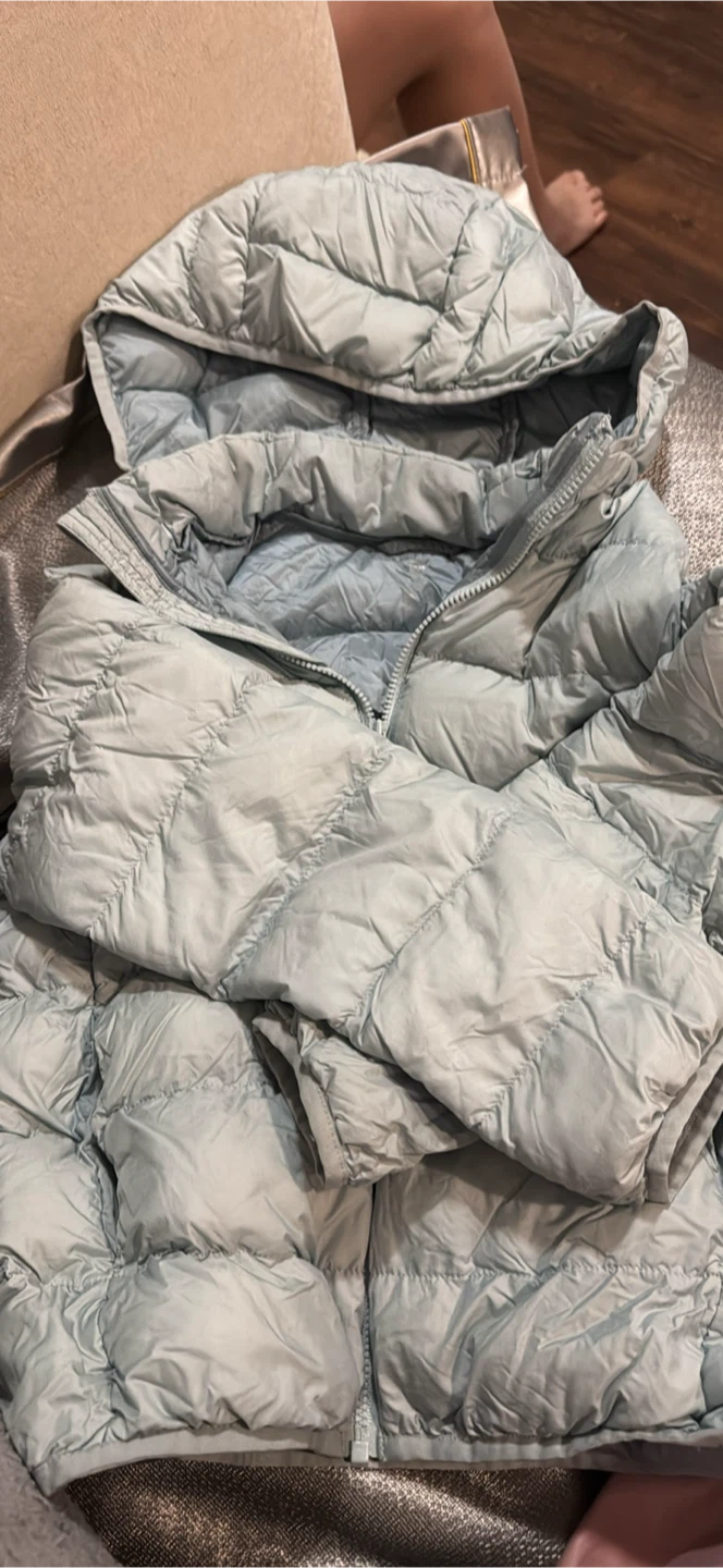 UNIQLO Light Puffer Jacket Size 130 FREE  120 Jacket