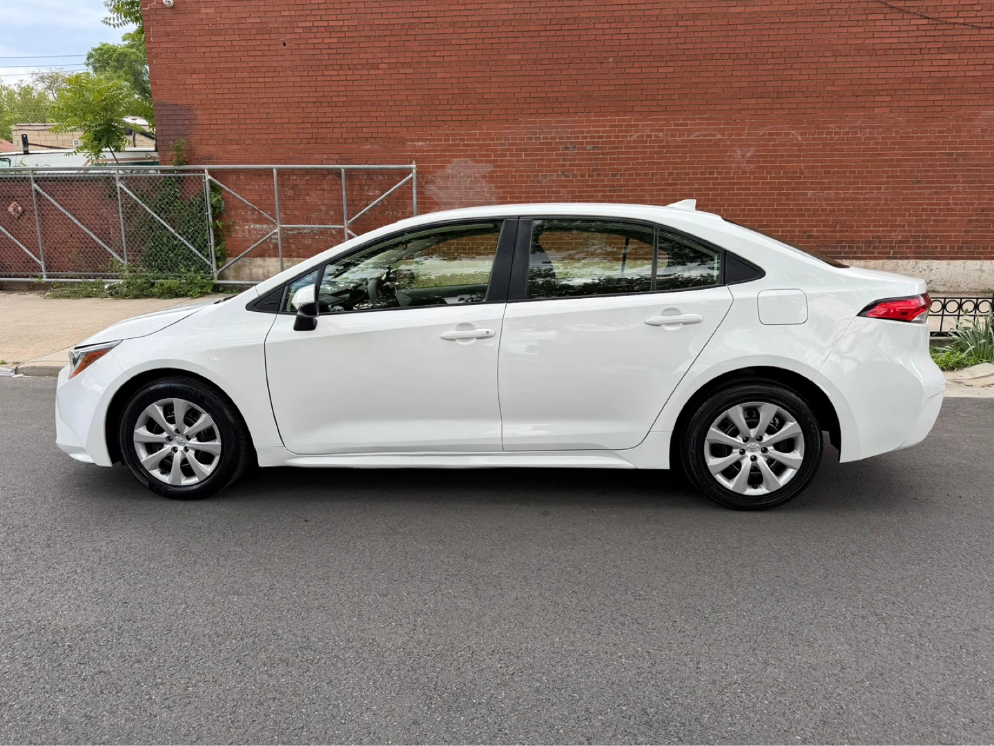 2022 Toyota Corolla Sedan - photo 4