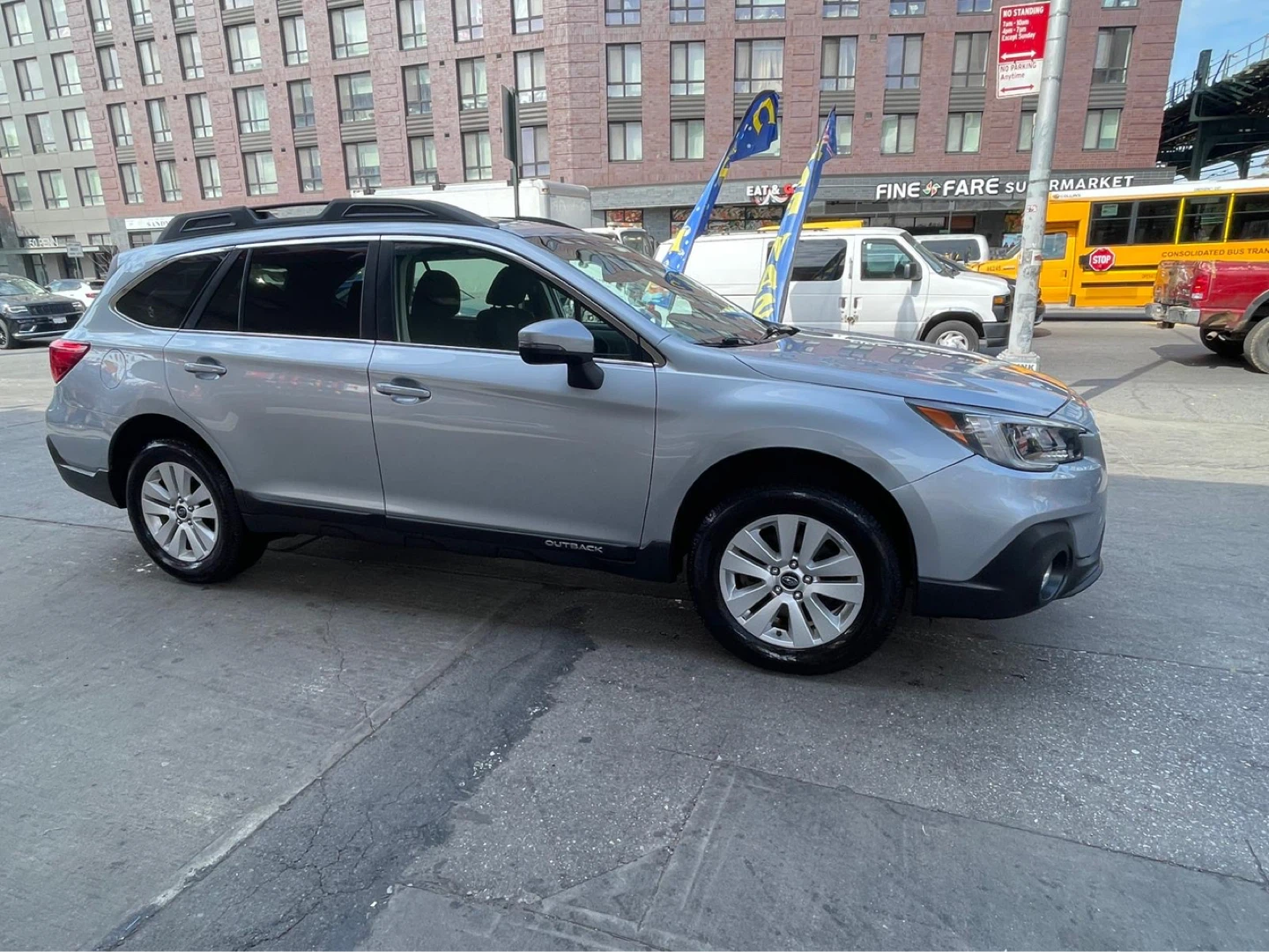 2018 Subaru Outback 2.5i - photo 2
