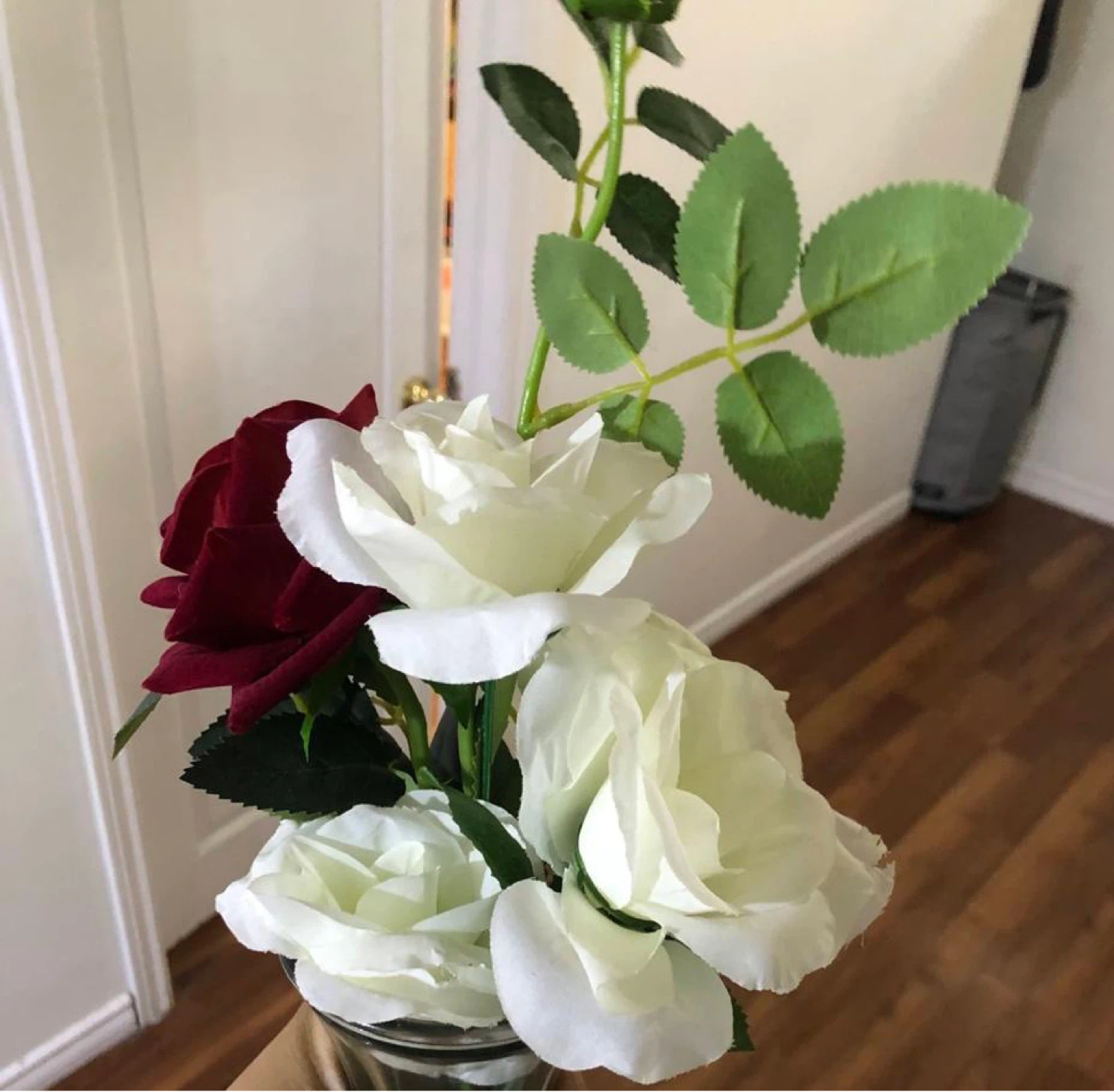 Artificial Rose Arrangement in Glass Vase - photo 3