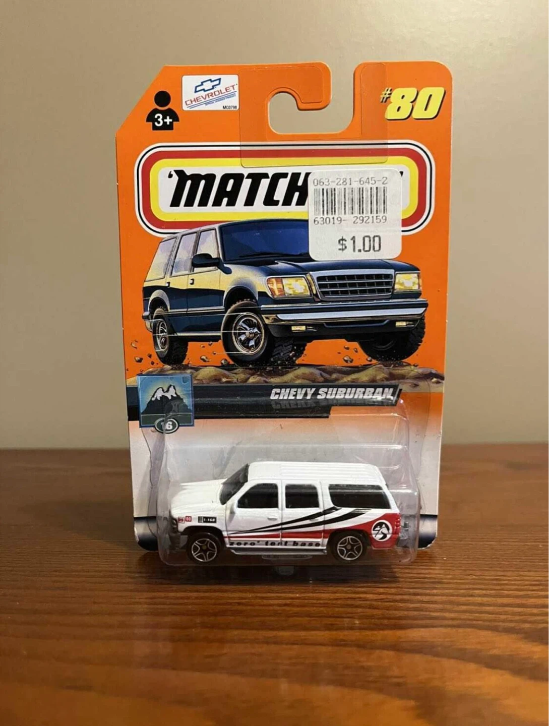 VINTAGE MATCHBOX SILVERADO & SUBURBAN (1:64 Scale diecast) - photo 5