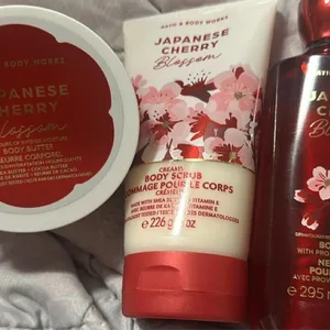 Bath & Body Works Japanese Cherry Blossom Set