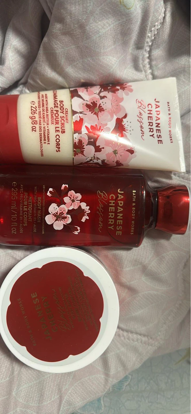 Bath & Body Works Japanese Cherry Blossom Set - photo 2