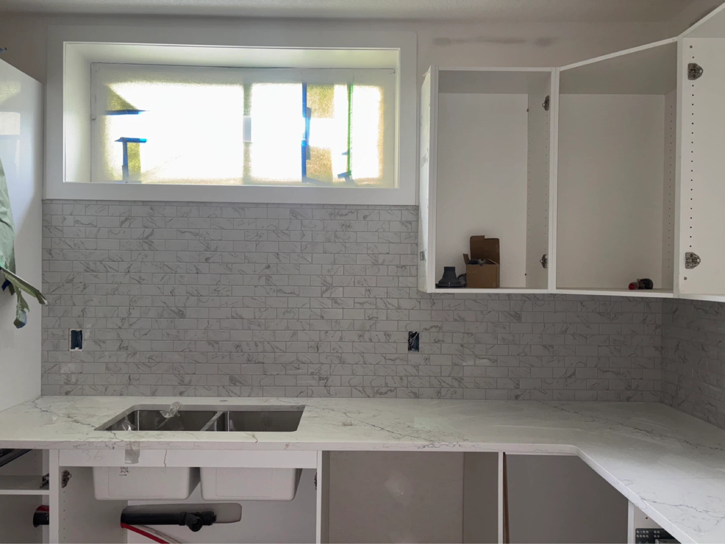 Marble-look Ceramic Tiles - photo 3