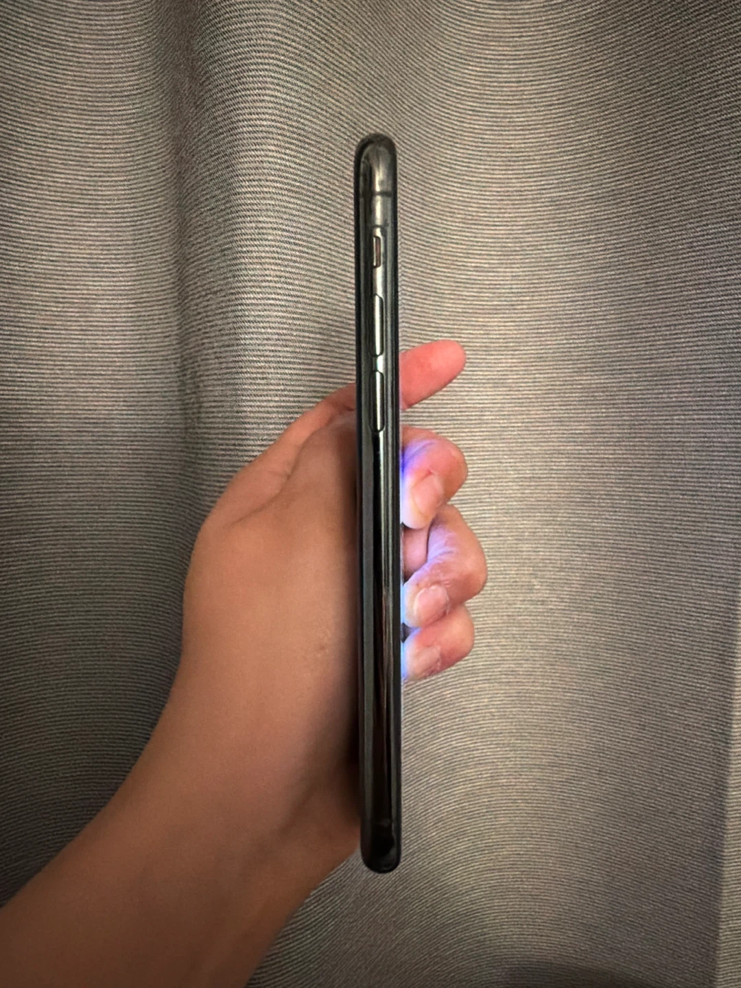 Apple iPhone 11 Pro - photo 3