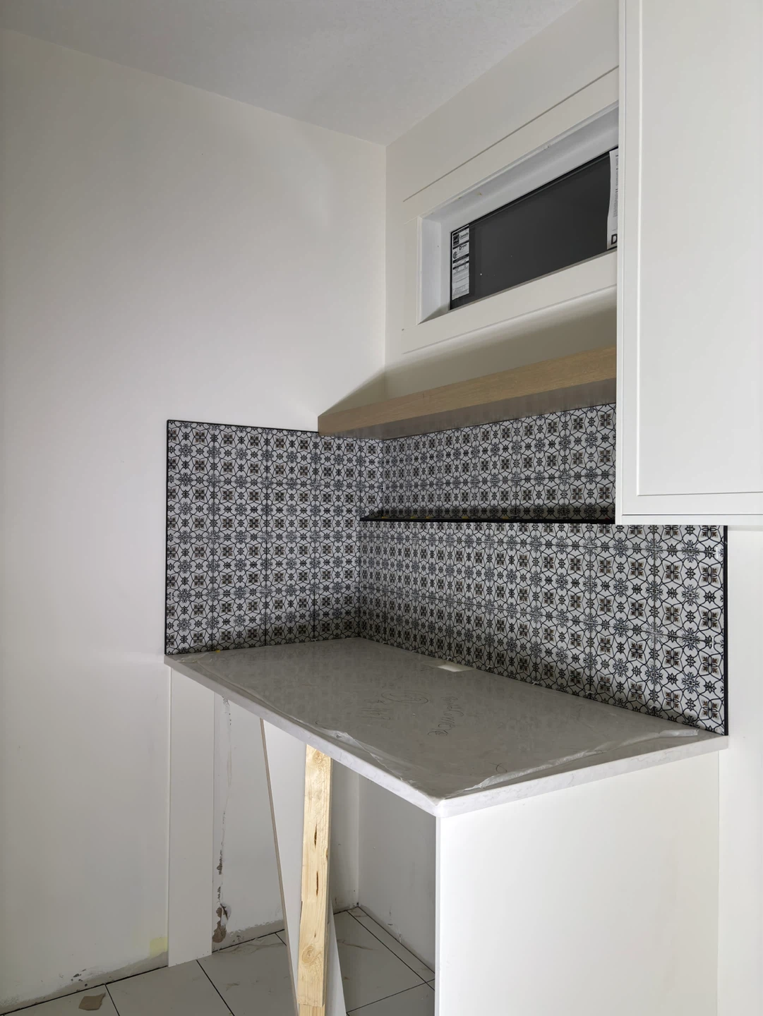Marble Pattern Tiles for Fireplace or Accent Wall