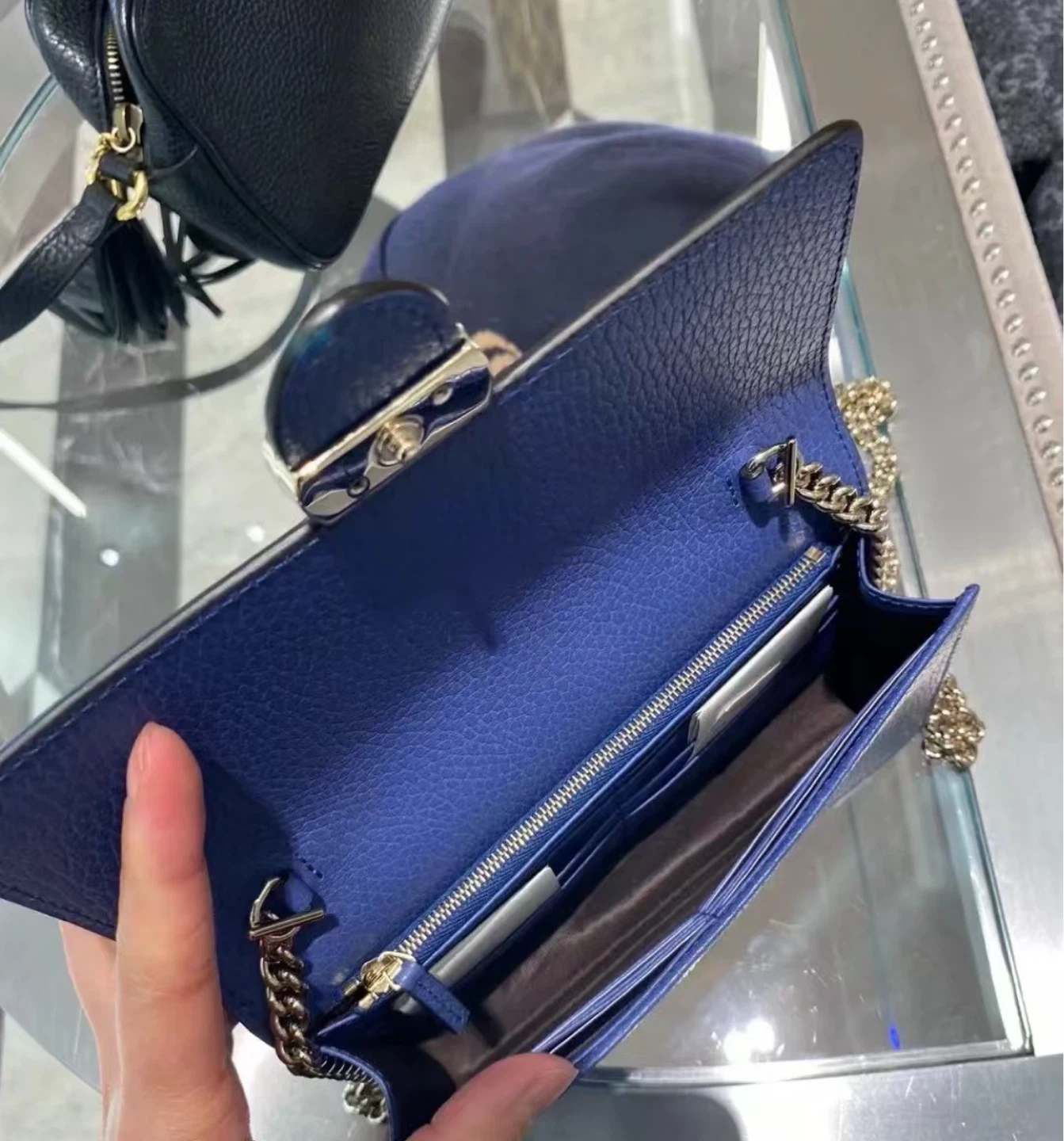 New - Gucci Interlocking G Wallet On Chain - photo 3