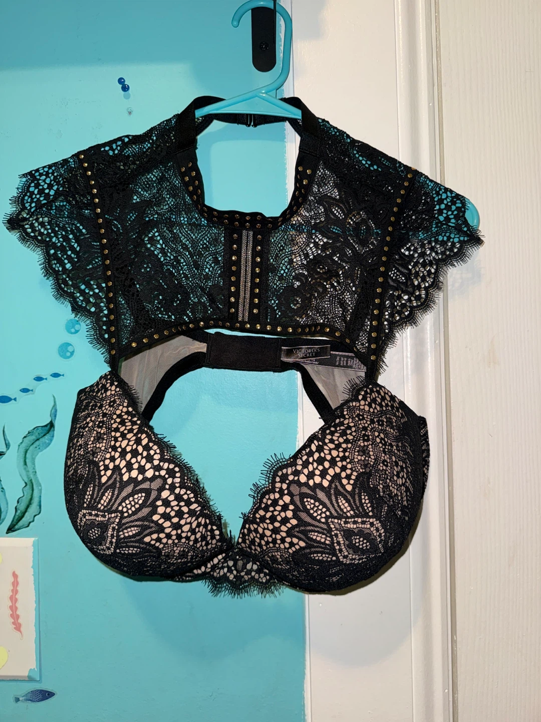 Victoria's Secret Very Sexy Lace Push-Up Bra 36DD