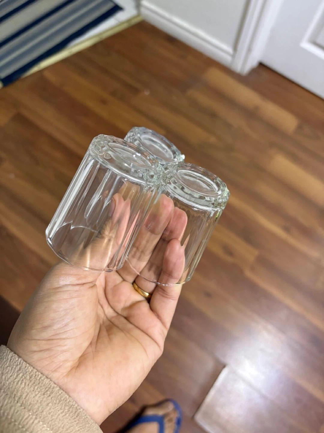 Set of 3 Clear Glass Tumblers - photo 3