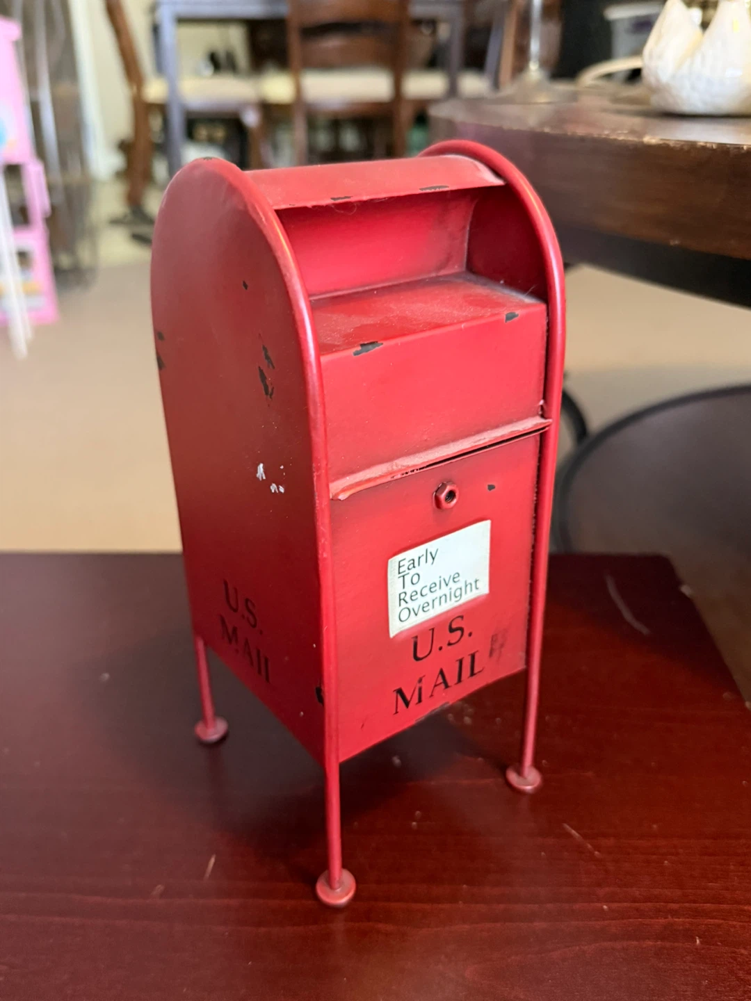 Red Metal US Mailbox Miniature Decor - photo 2