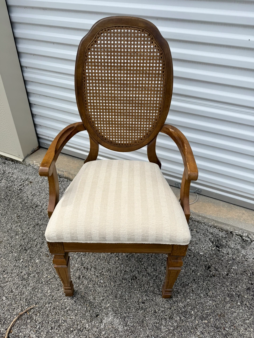 VTG Cane Back Armchair with Upholstered Seat - photo 3