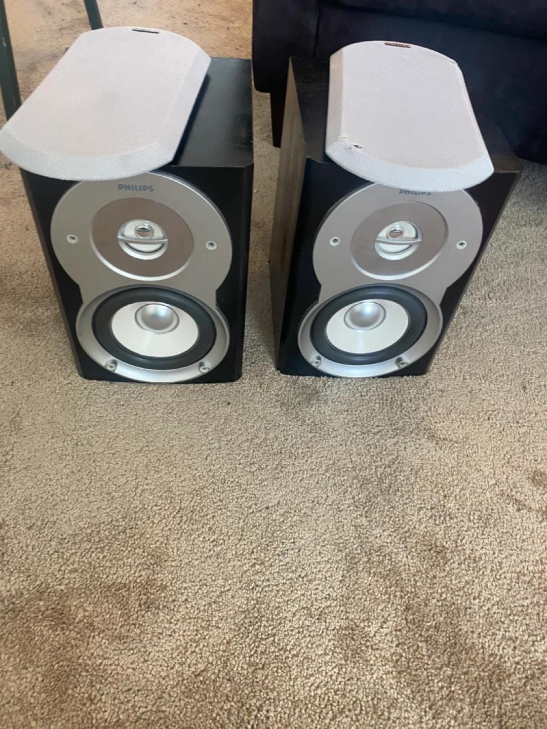 Philips Speakers (Pair) - photo 3