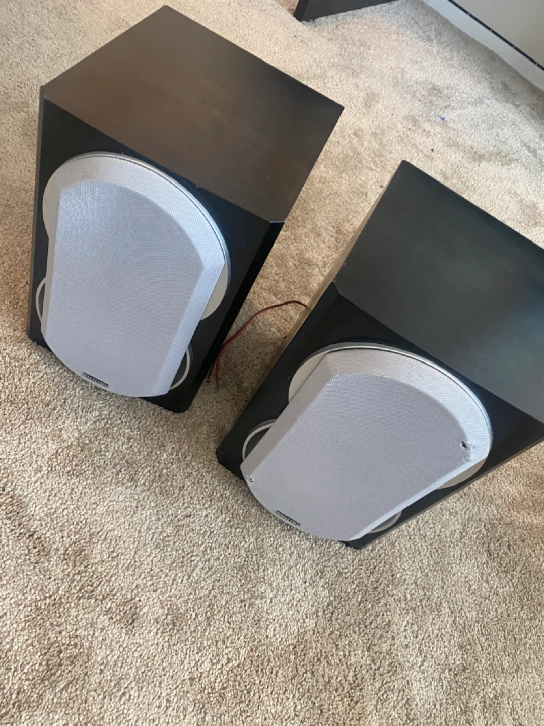 Philips Speakers (Pair) - photo 4