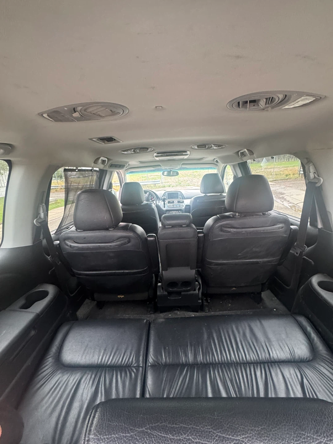 Black Honda Odyssey Minivan - photo 5