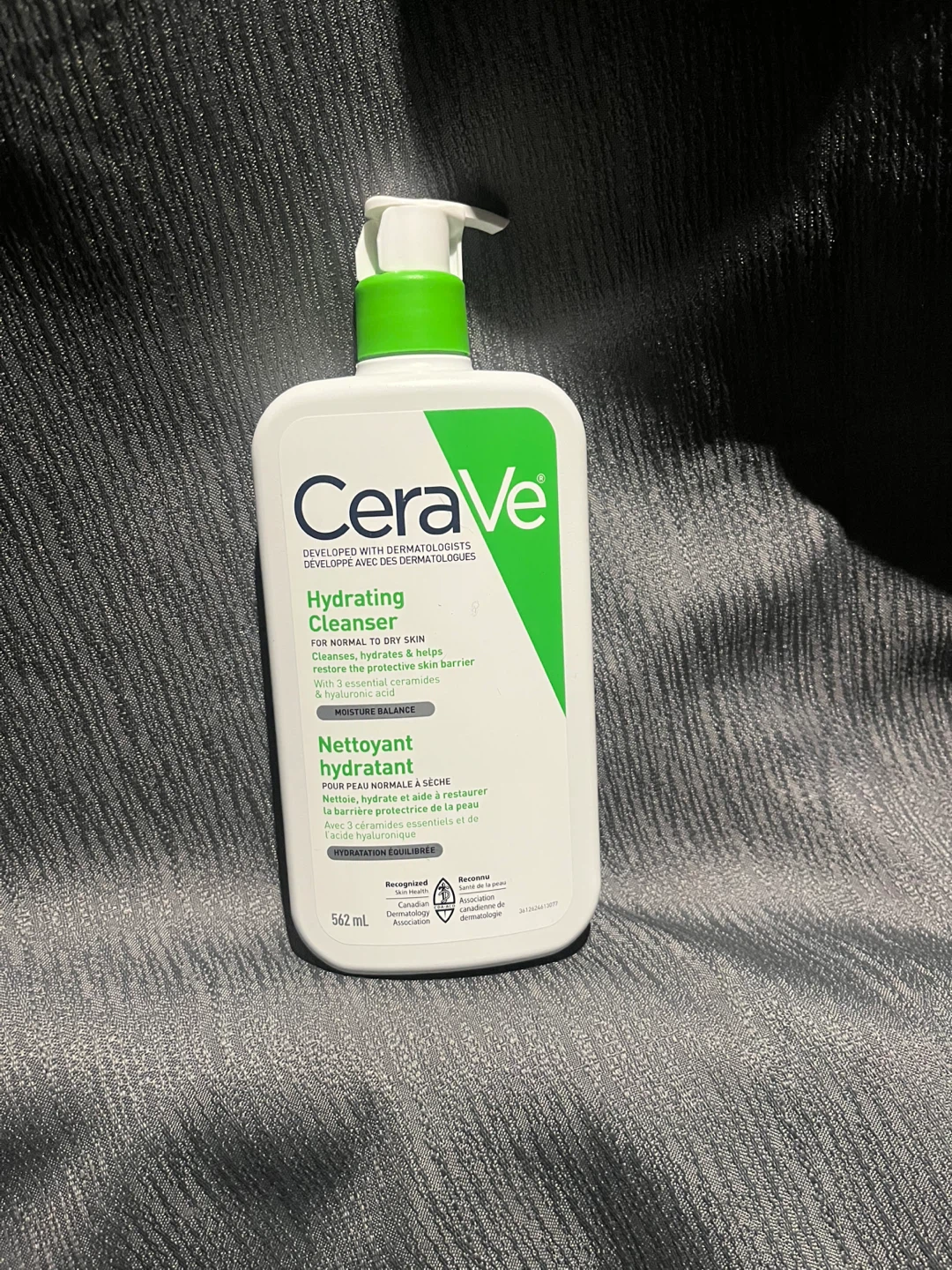 CeraVe Hydrating Cleanser for Normal to Dry Skin 562 mL
