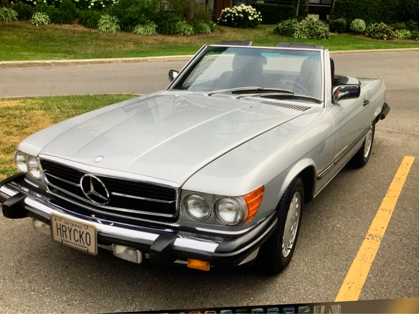 Silver Mercedes-Benz 560SL Convertible - photo 5