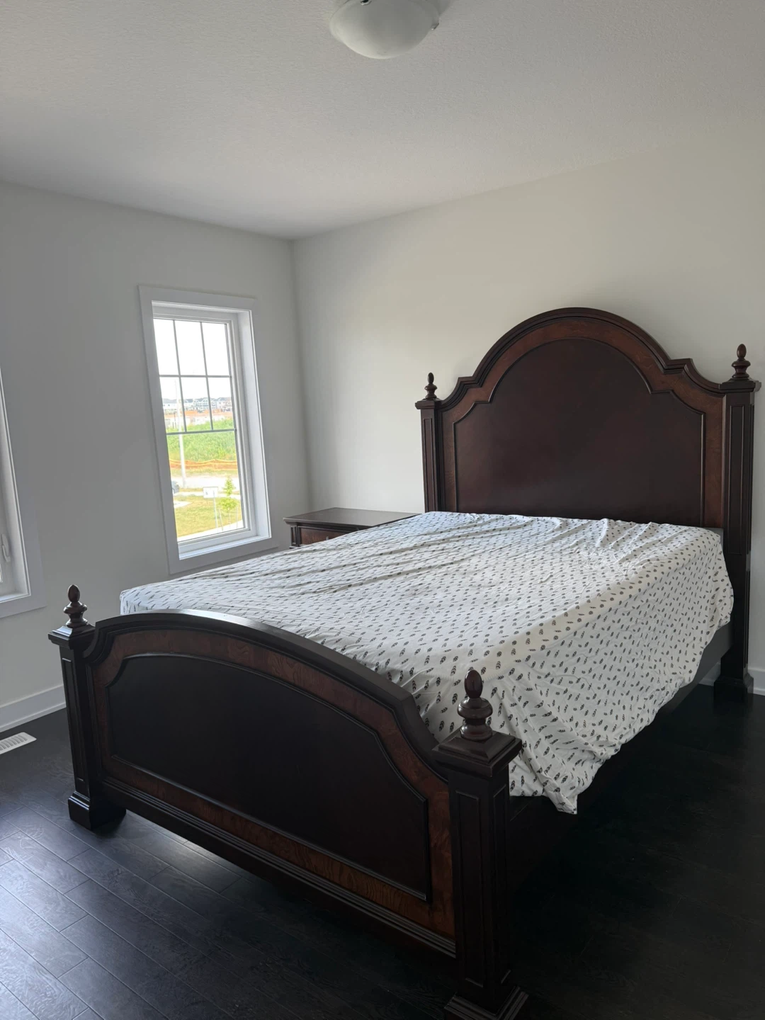 Bombay Dark Wood Queen Bed Frame with Headboard and Footboard - photo 2