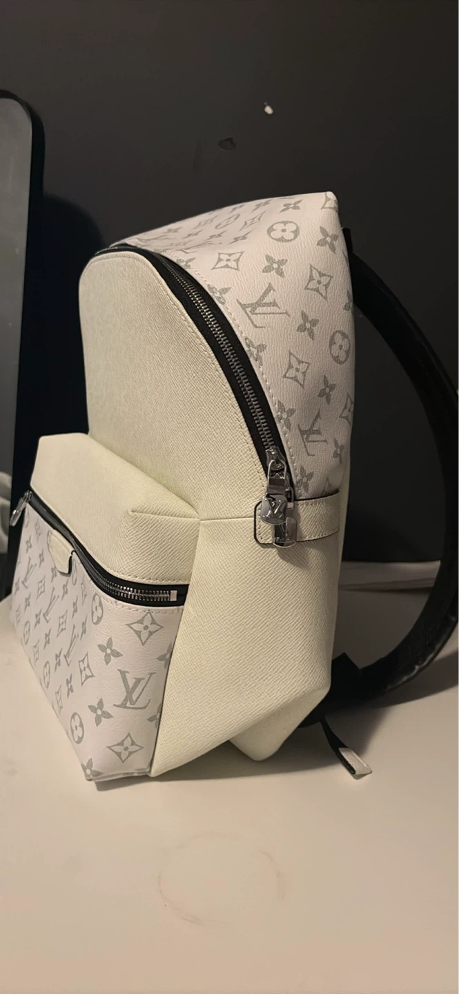 Louis Vuitton Discovery Backpack - photo 2