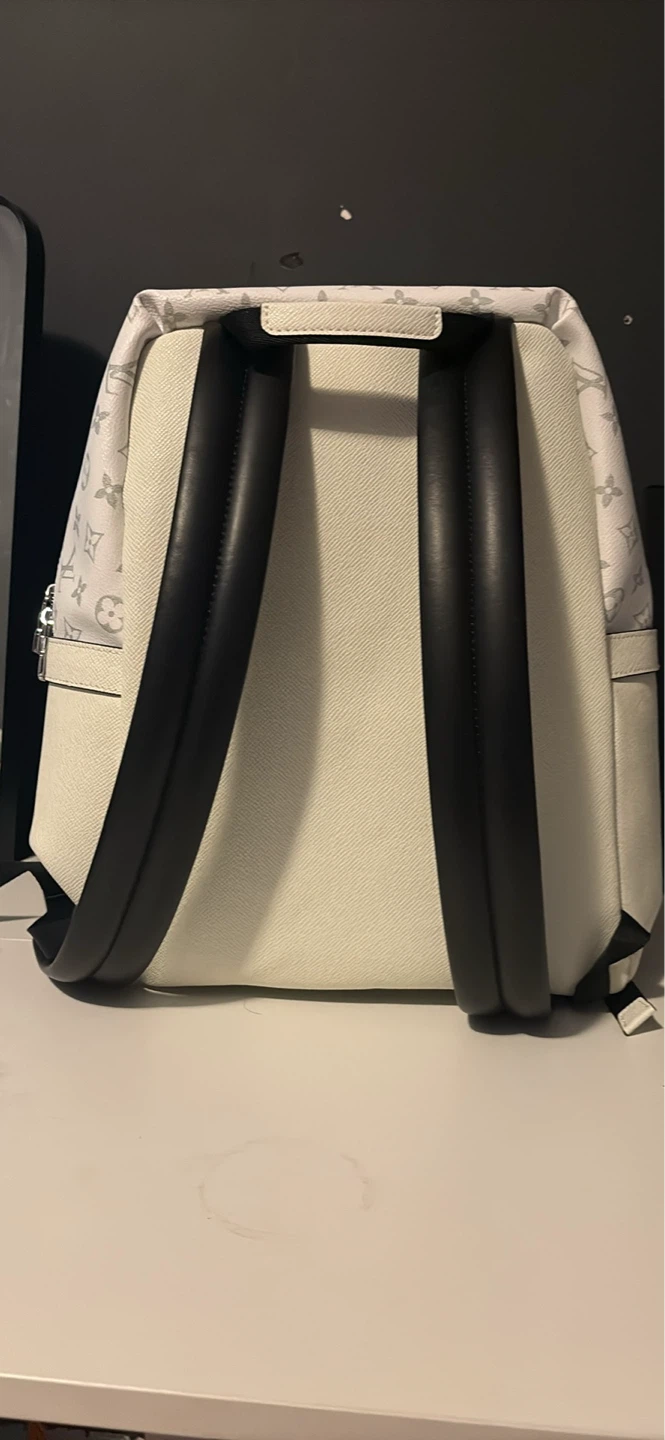 Louis Vuitton Discovery Backpack - photo 3