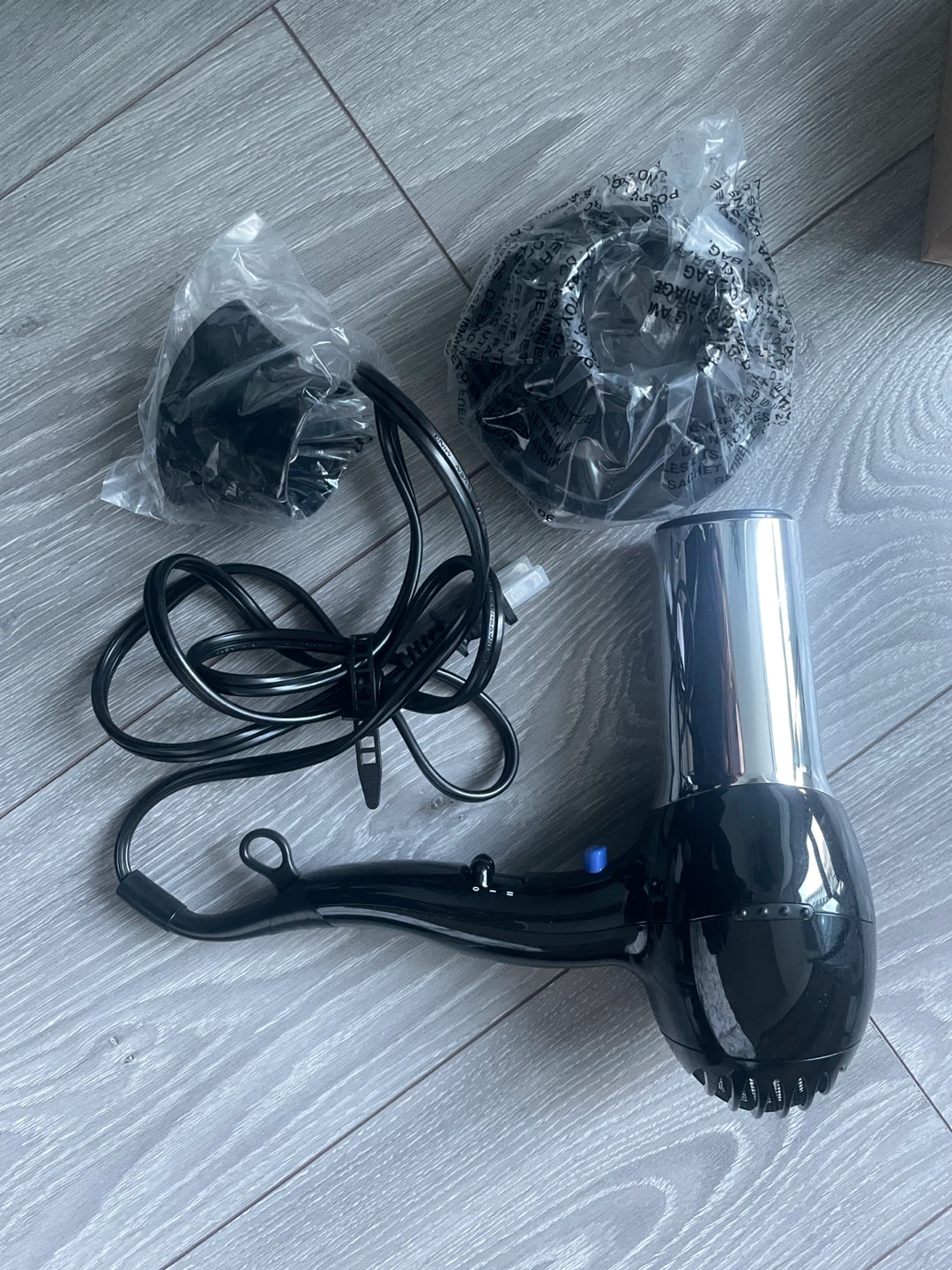Conair 1875 Watts Chrome Ceramic Ionic Dryer - photo 2