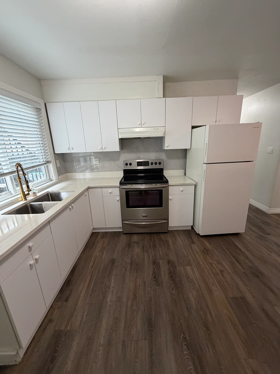Aboveground, renovated 2 bedroom suite for rent