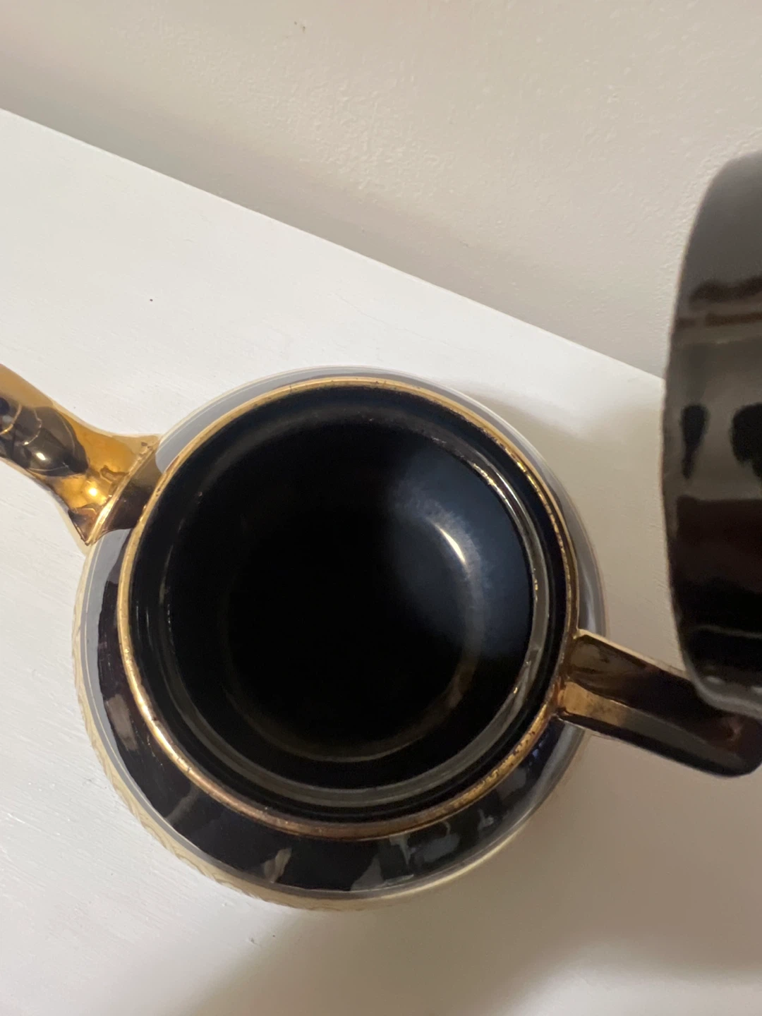 Vintage Gibson & Sons Teapot - Black and Gold - photo 2