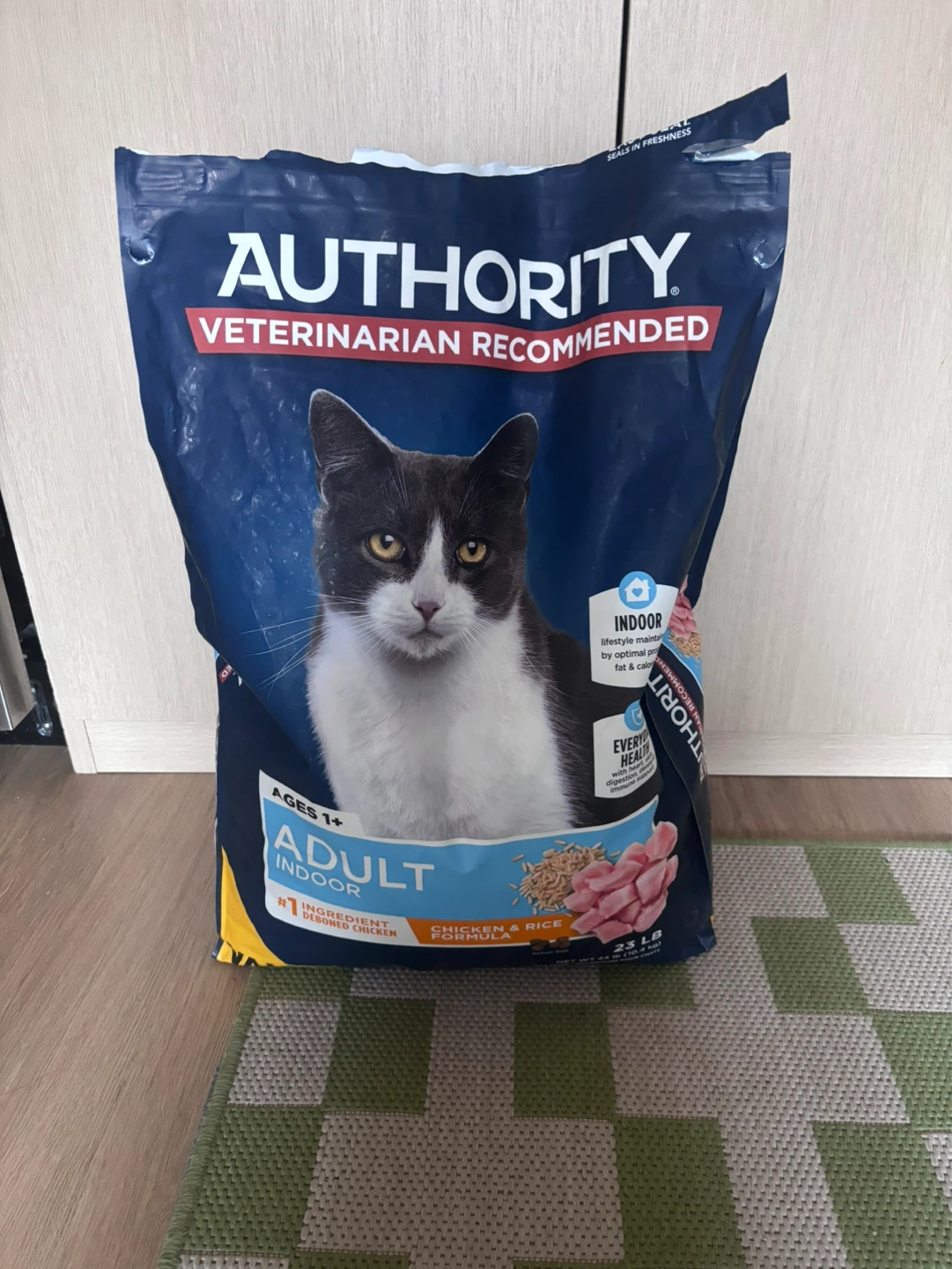 Authority Adult Indoor Dry Cat Food