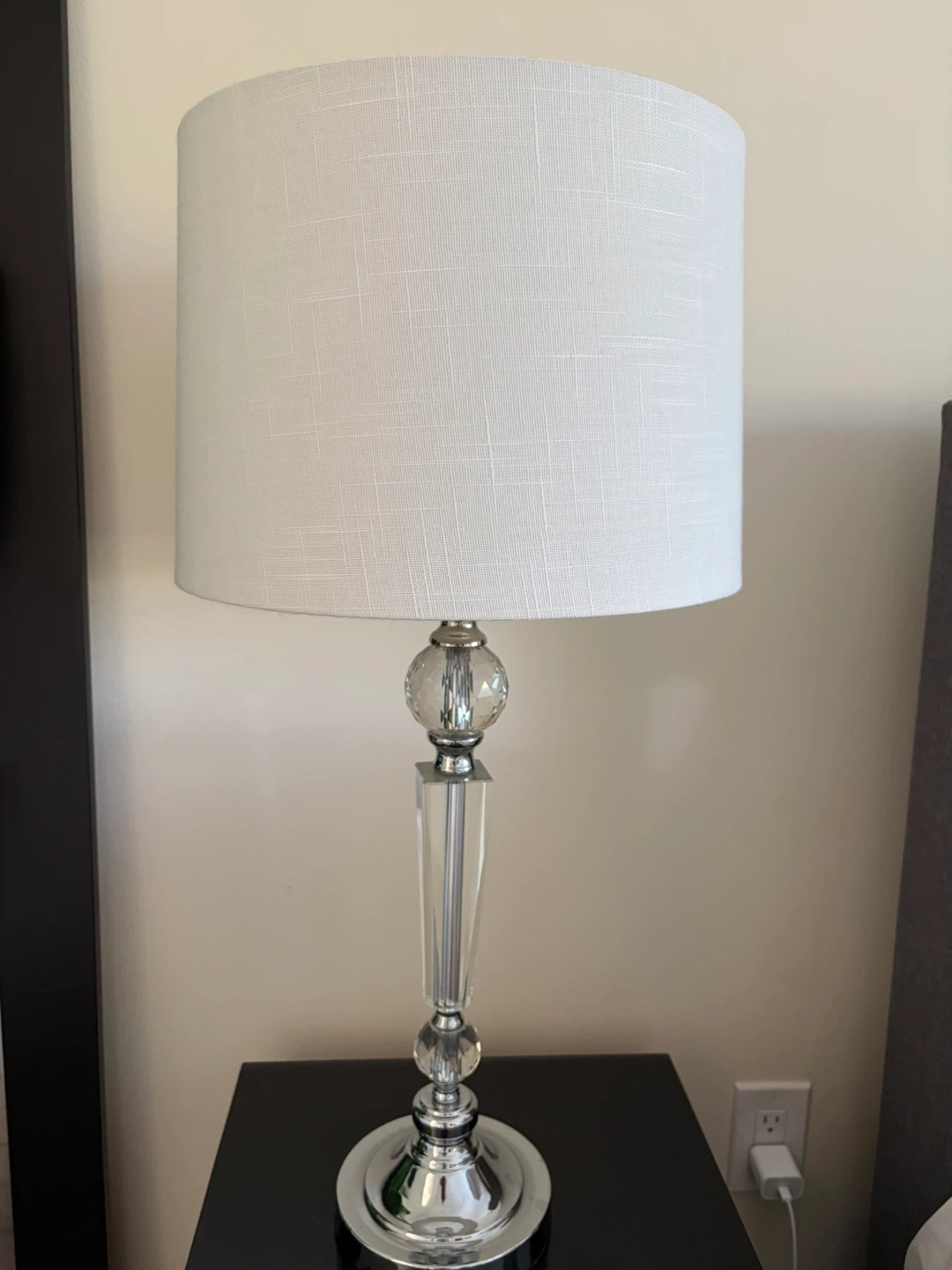 Table Lamp with Crystal Accents - photo 2