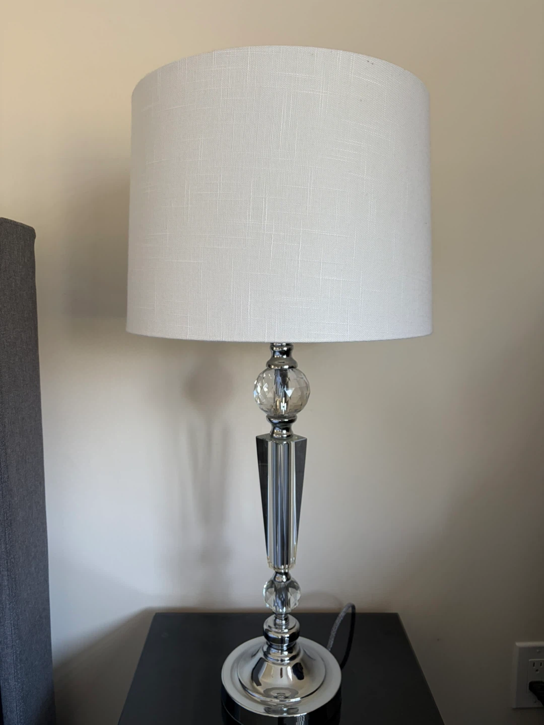 Table Lamp with Crystal Accents