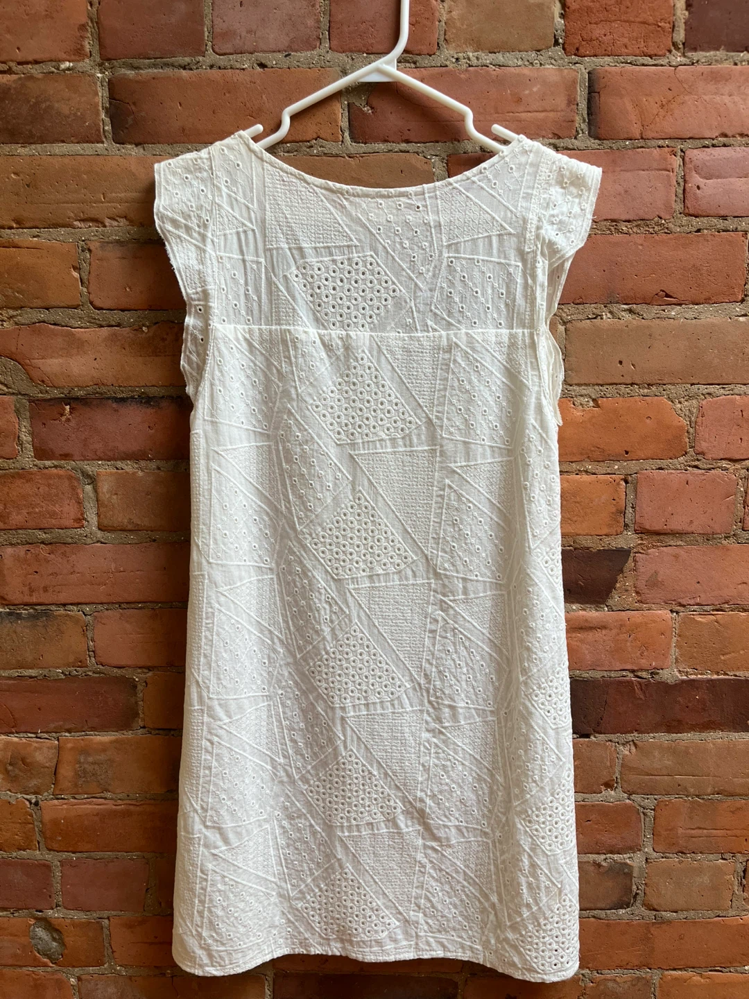 Dagg & Stacey - White Eyelet Dress - Size 2 - photo 2