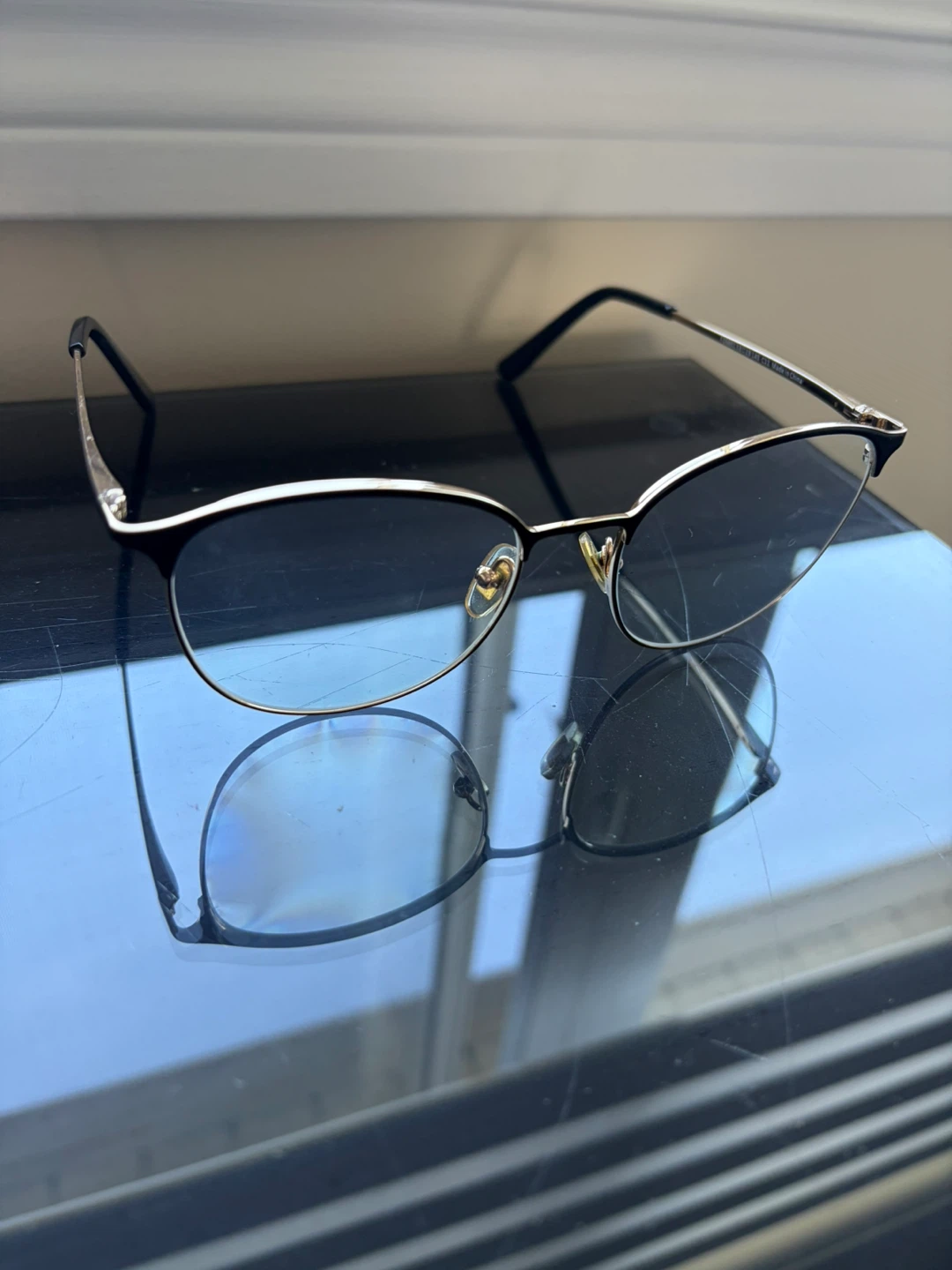 Women's Eyeglasses - Black and Gold Metal Frame - photo 3