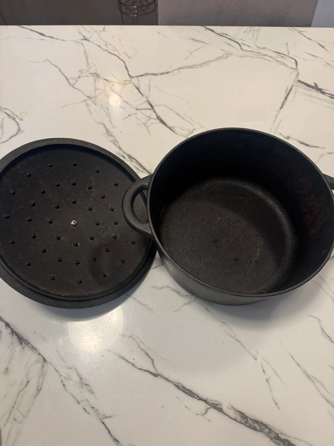 Cast Iron Dutch Oven with Lid - photo 3