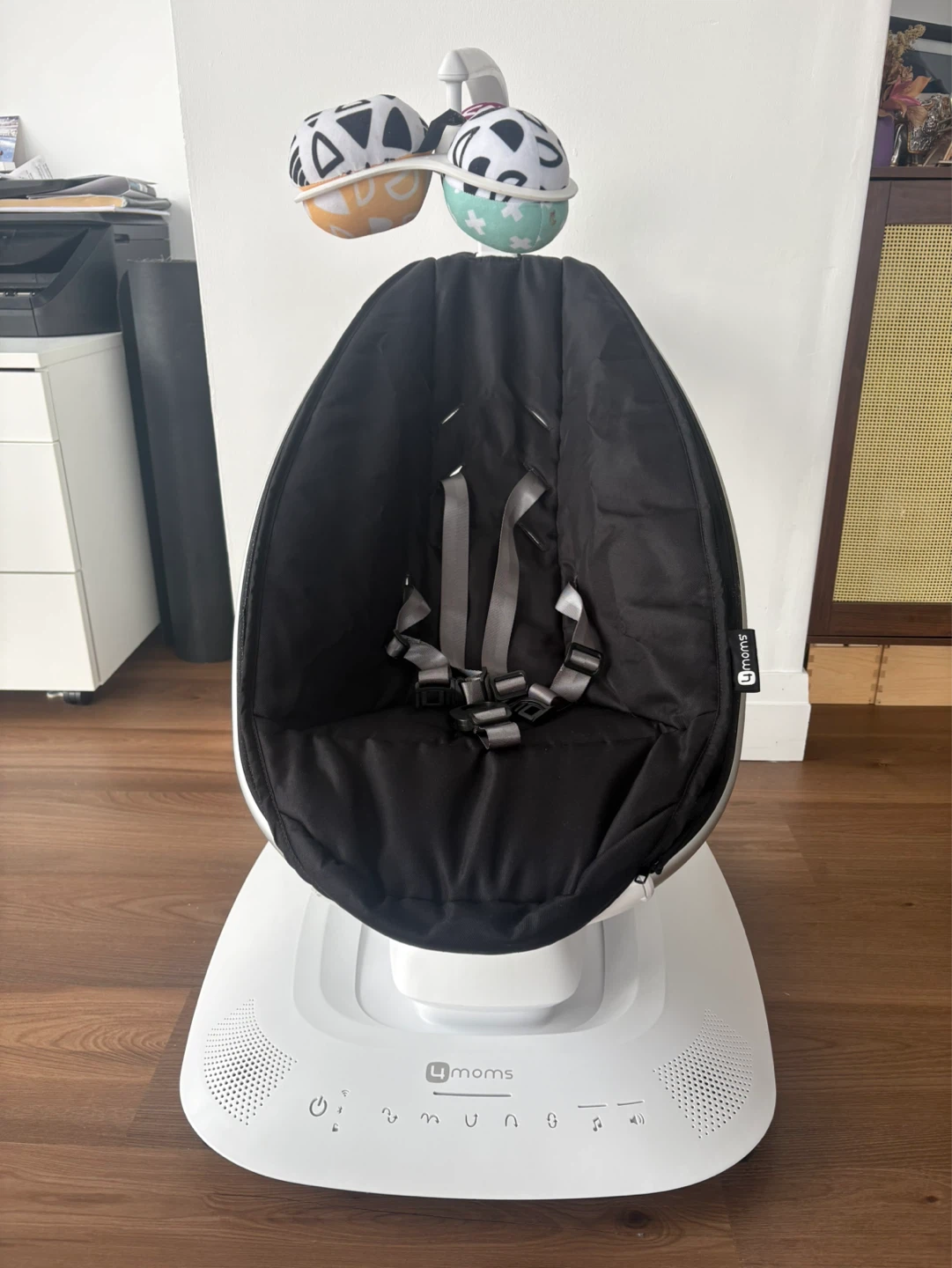 4moms MamaRoo Baby Swing, Barely Used, Excellent Condition - photo 4