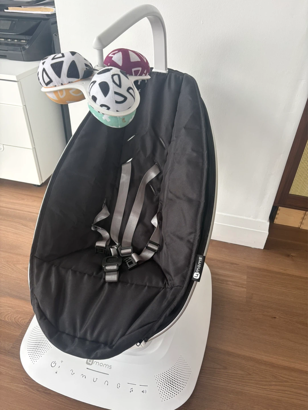 4moms MamaRoo Baby Swing, Barely Used, Excellent Condition - photo 5