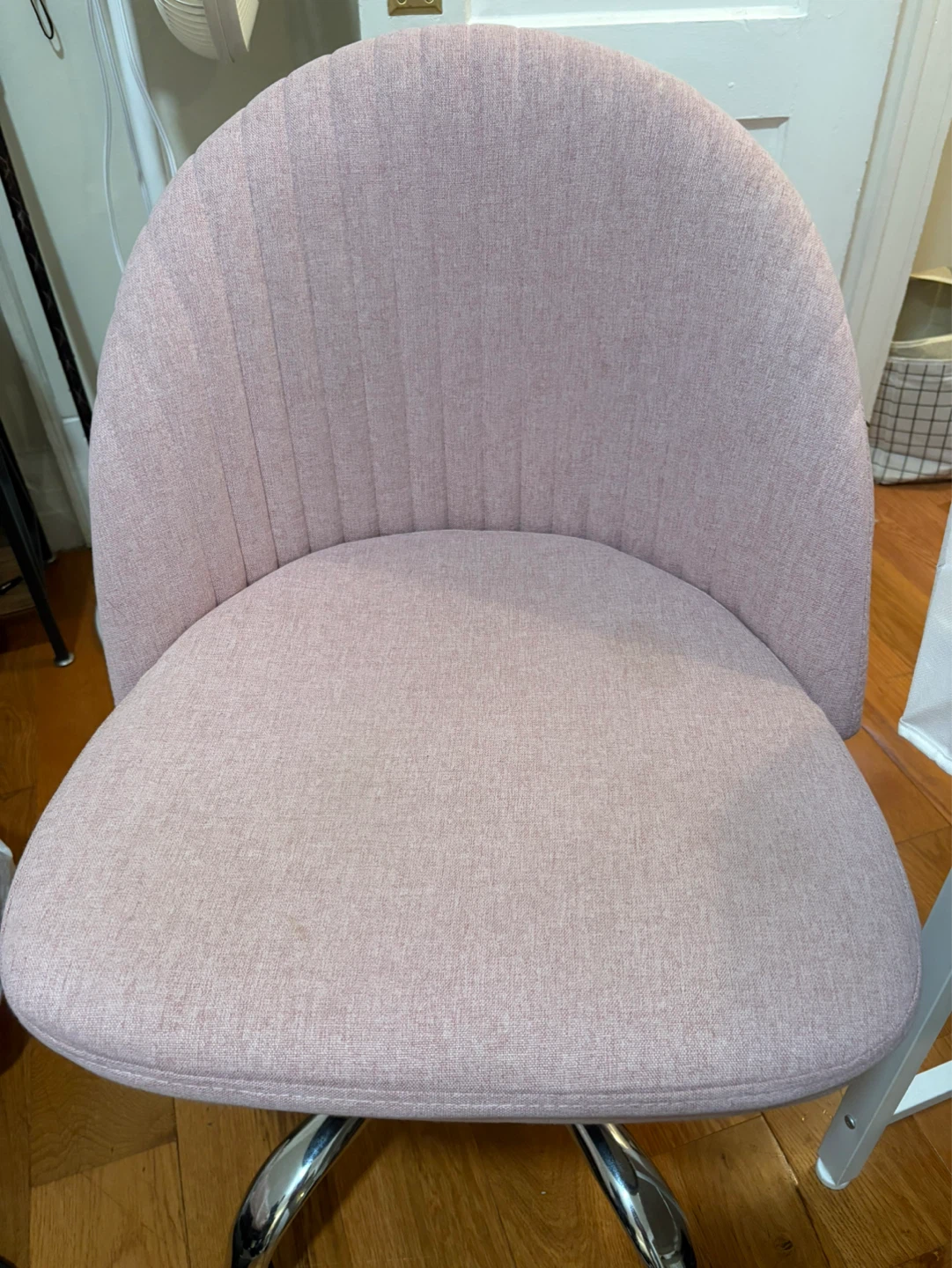 White L-Shaped Desk with Shelving and Pink Office Chair