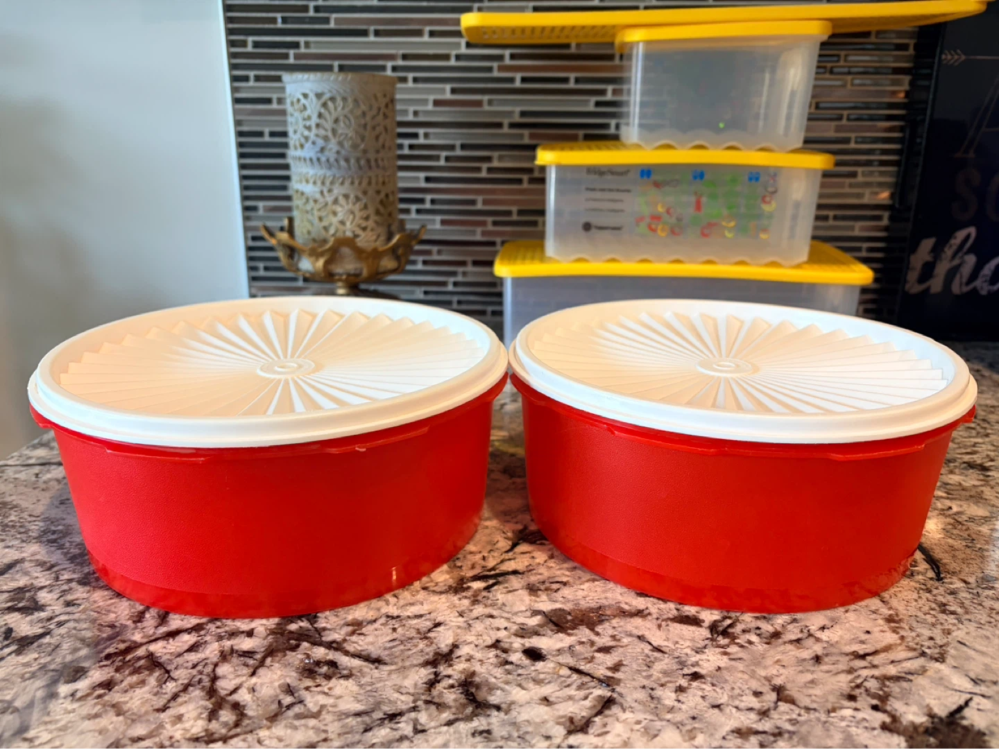 Tupperware Large Red Serving Bowls with Lids - Set of 2 - photo 2