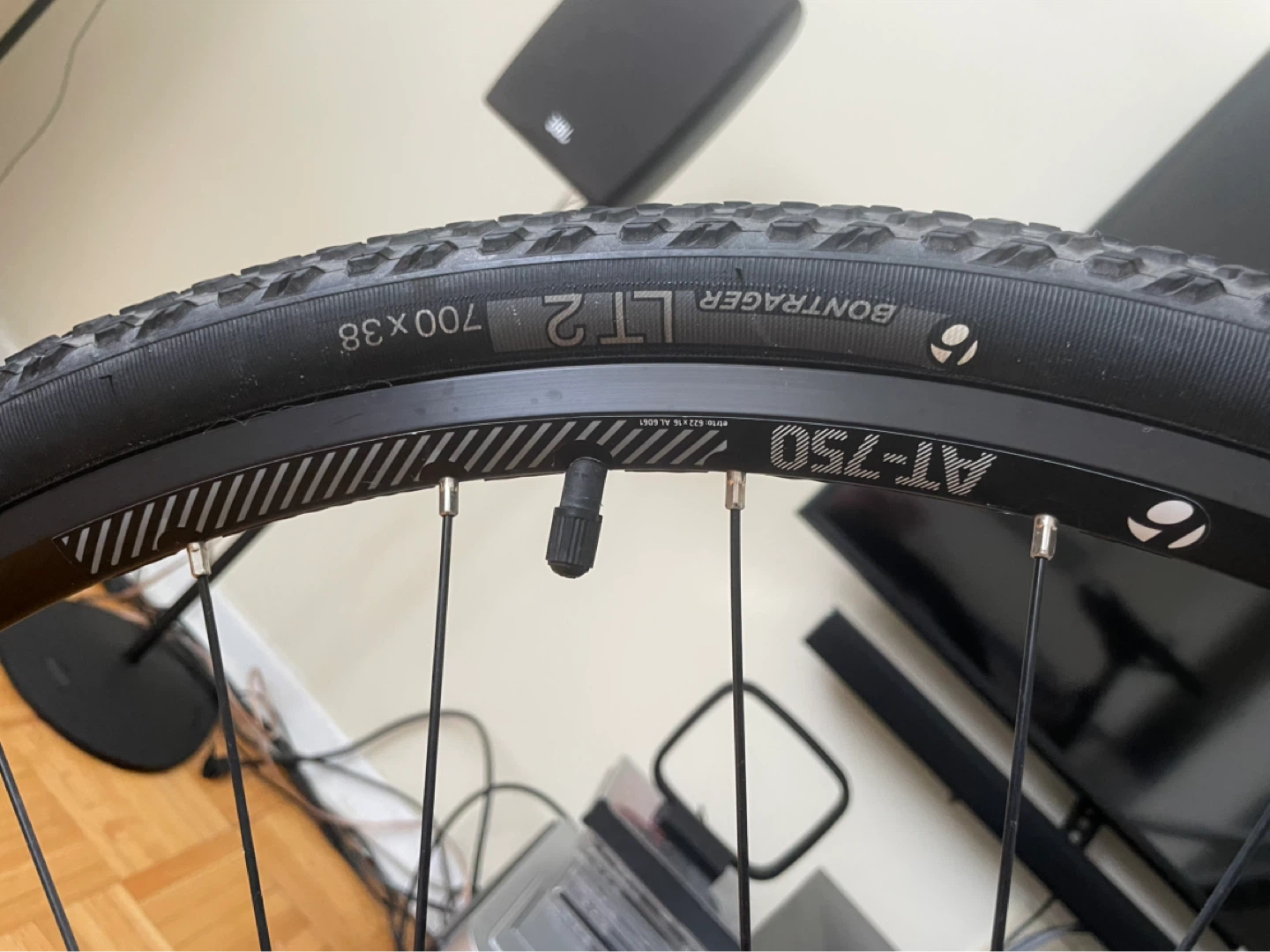 Trek Neko 2 Ladies Bike Hybrid - photo 5