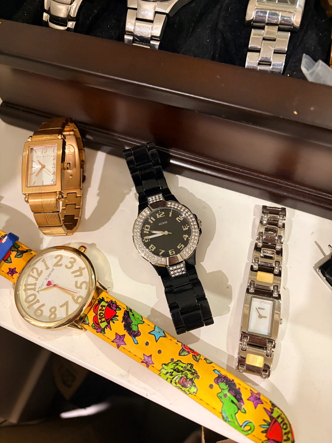 Collection of 10 Men's and Women's Watches - photo 5