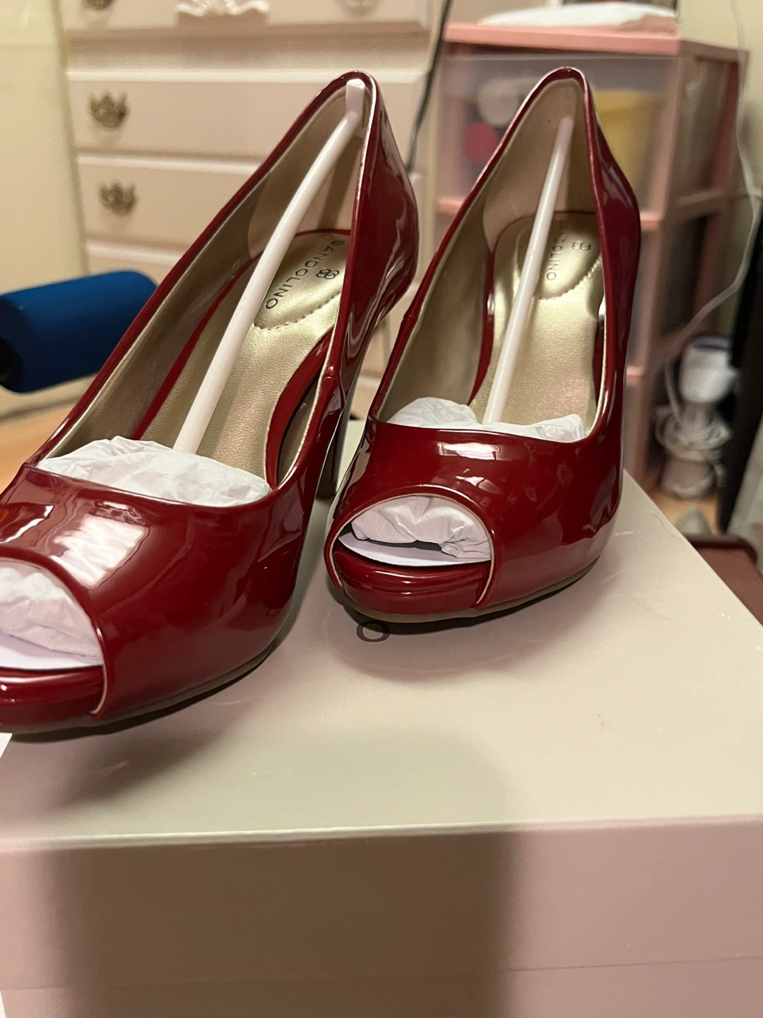 Bandolino Women's Red Peep-Toe Heels Size 5M - photo 3