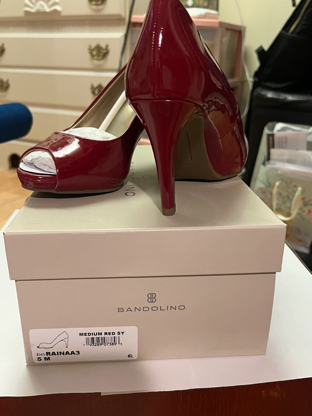 Bandolino Women's Red Peep-Toe Heels Size 5M