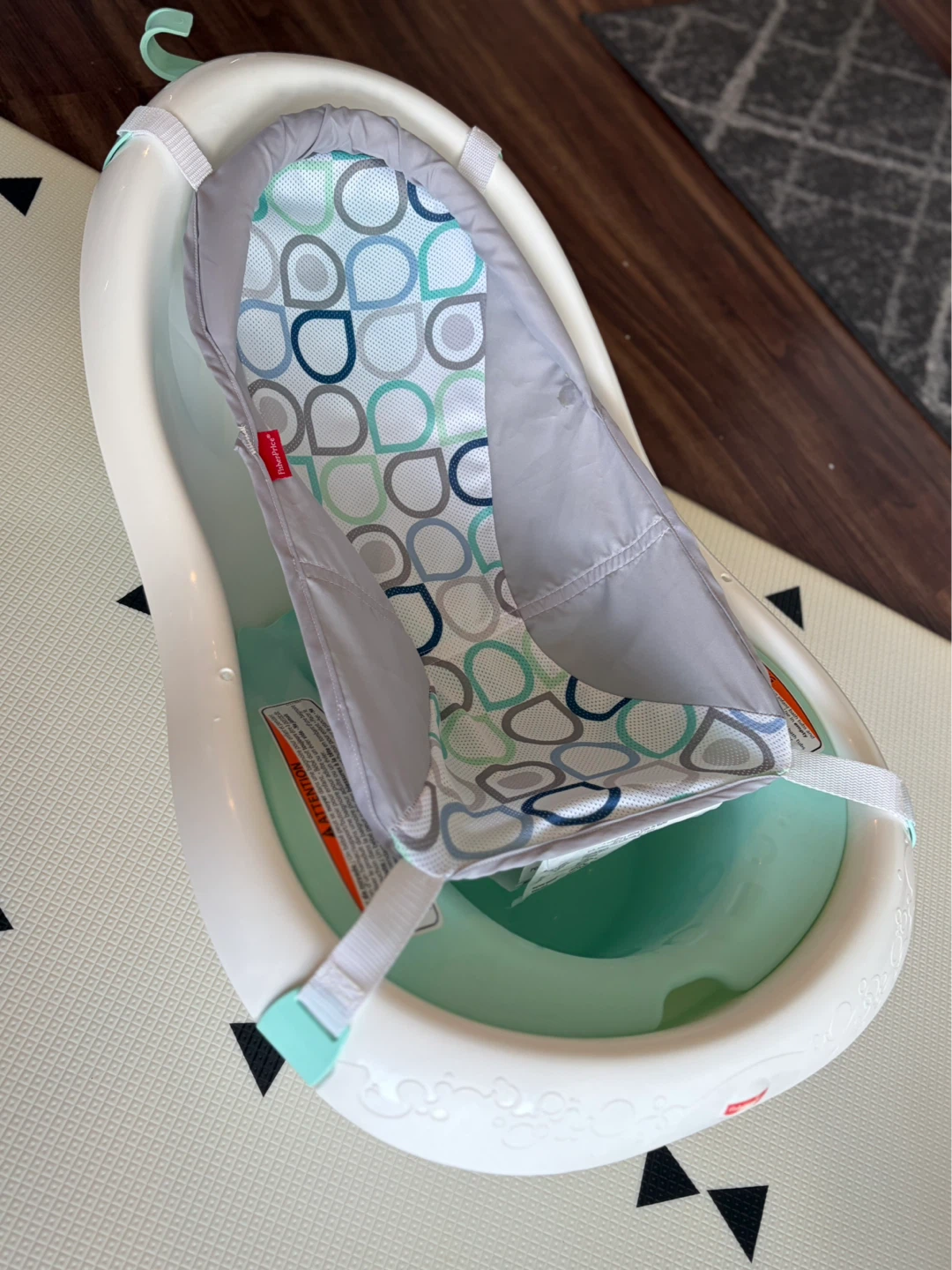 Fisher-Price Baby Bath Tub with Infant Seat