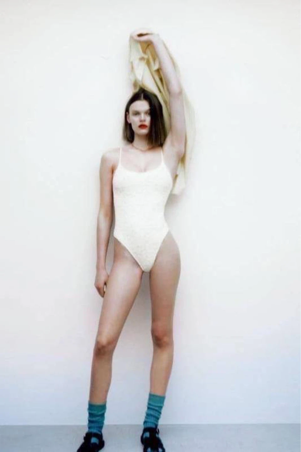 ZARA Cream Lace Bodysuit – Size M - photo 4