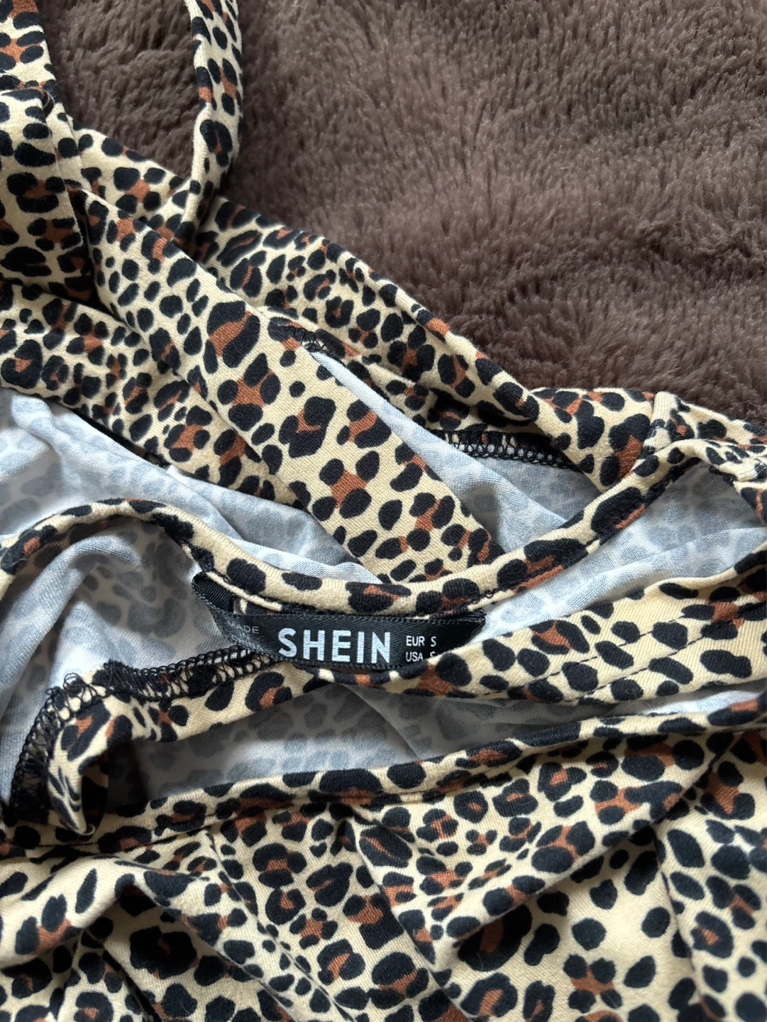 SHEIN Leopard Print Tie-Front Crop Top - photo 3