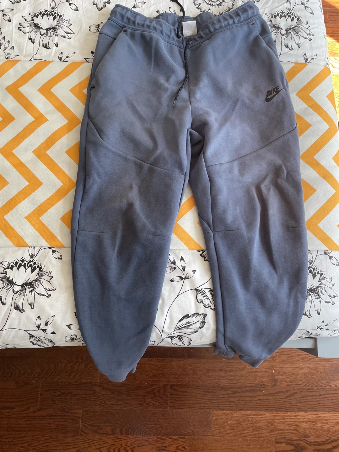 Nike Tech Fleece Full-Zip Hoodie and Pants Set - photo 5