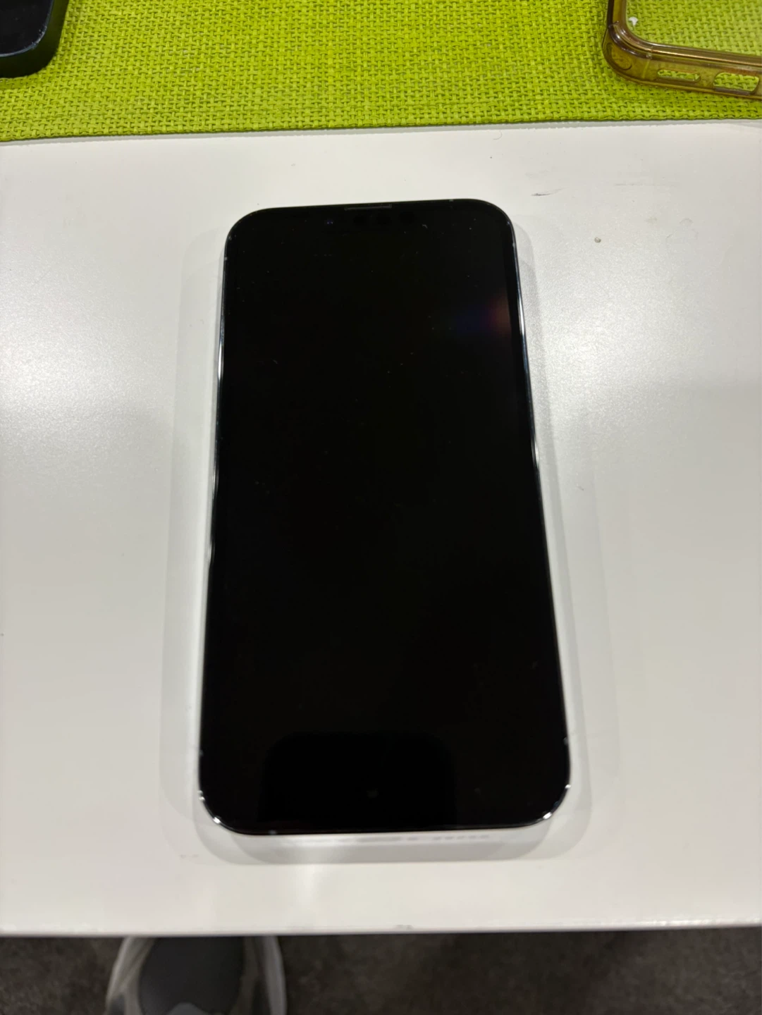 iPhone 13 Pro (256 GB) - photo 2