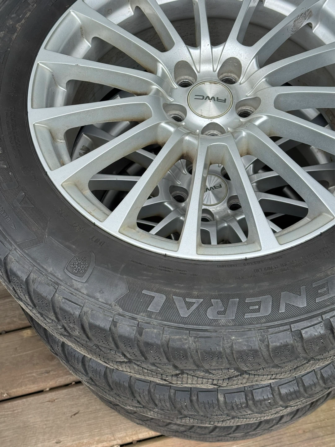 Tires and rims  225 60r 17 - photo 5