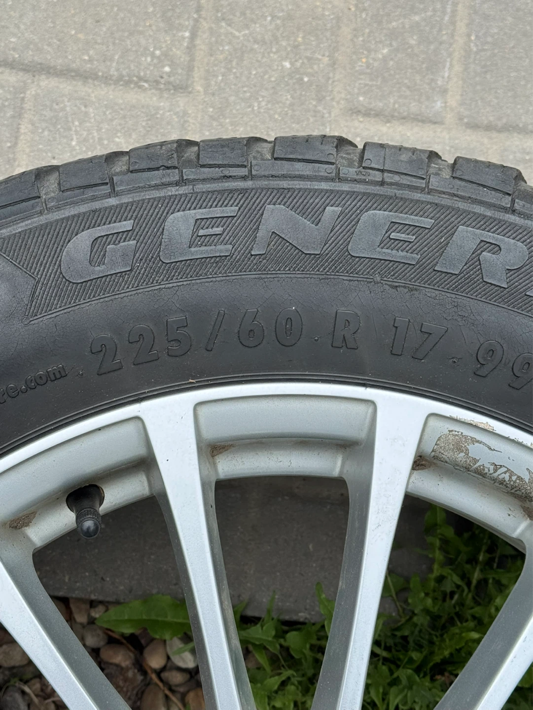 Tires and rims  225 60r 17 - photo 3
